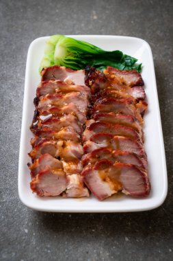 Barbekü kırmızı domuz soslu rosto