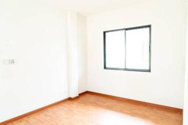 boş cam pencere ve kapı ev güneş ışığı ile