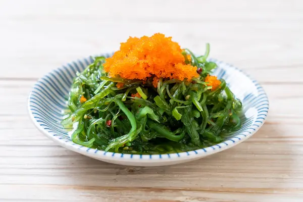 Insalata Alghe Con Uova Gamberetti Stile Alimentare Giapponese — Foto Stock