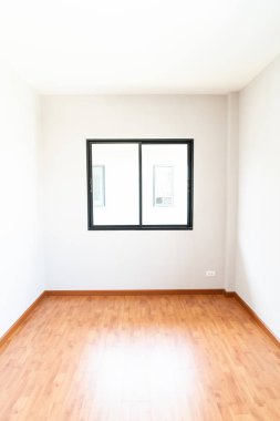 boş cam pencere ve kapı ev güneş ışığı ile