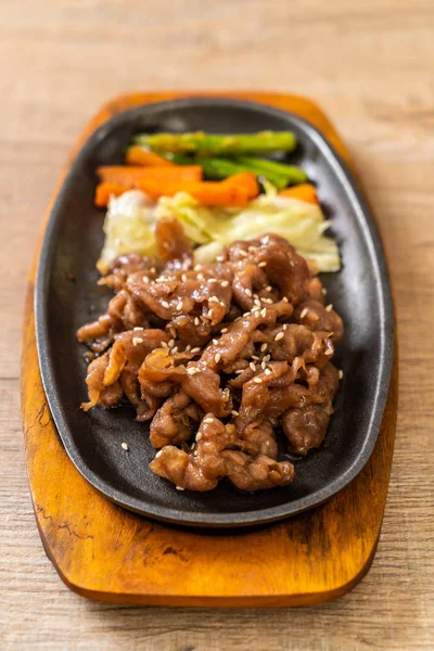 Filete Cerdo Rodajas Placa Caliente Estilo Asiático —  Fotos de Stock