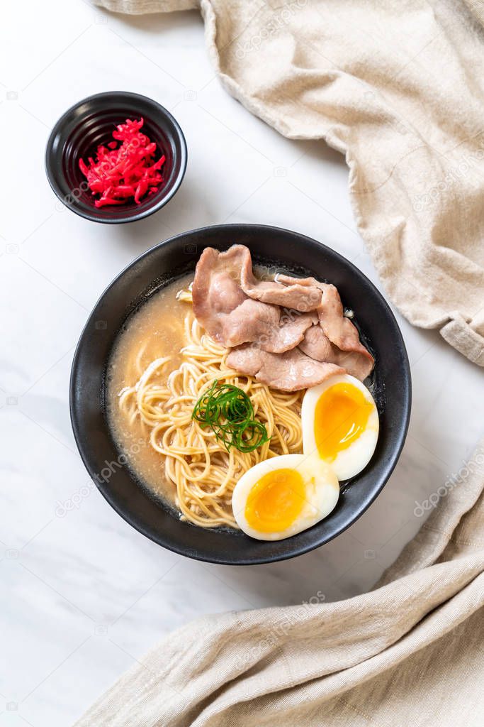tonkotsu ramen noodles with pork and egg - japanese style