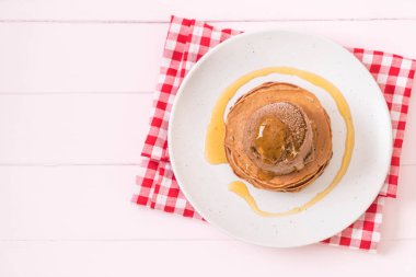 Çikolatalı dondurma plaka ile gözleme