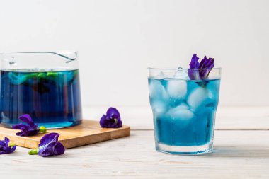 kelebek bezelye suyu - sağlıklı içecek