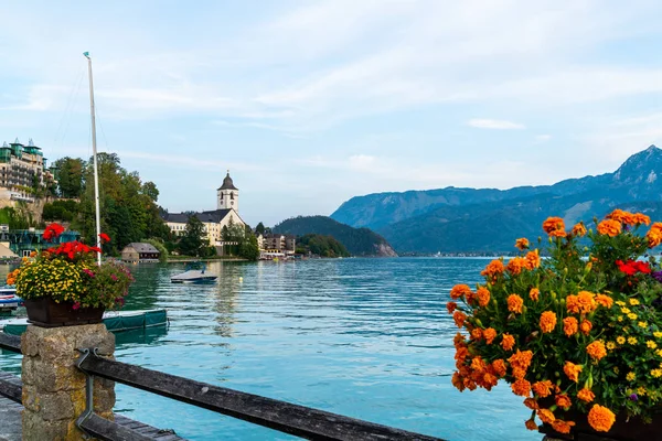 Bela Arquitetura Orla Wolfgang Com Lago Wolfgangsee Áustria — Fotografia de Stock