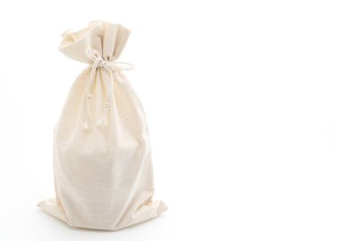 Beyaz arka planda beyaz kumaş çanta izole