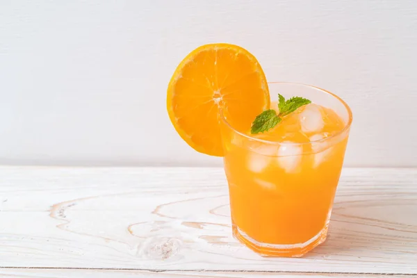 Verre Jus Orange Avec Glace — Photo