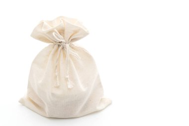 Beyaz arka planda beyaz kumaş çanta izole