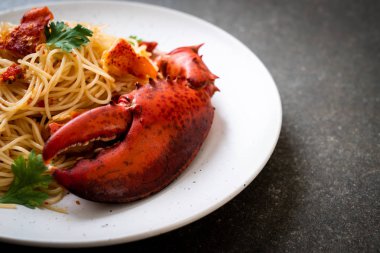 Makarna ya da ıstakoz spagettisi - İtalyan yemeği