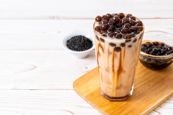 Leche Taiwán Con Burbuja Sobre Fondo Madera —  Fotos de Stock