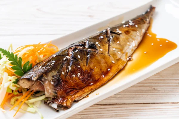 Bife Peixe Saba Grelhado Com Molho Teriyaki Estilo Comida Japonesa — Fotografia de Stock