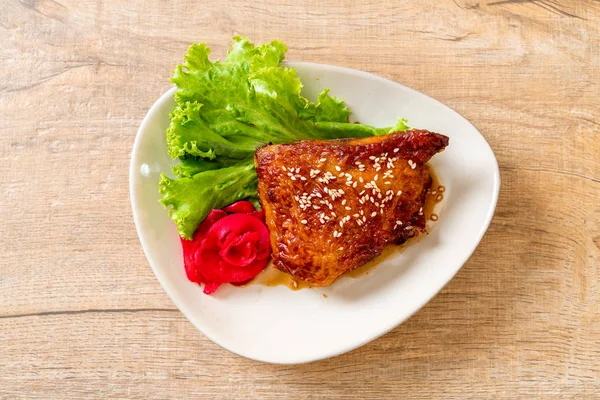 teriyaki sosu ve susam ızgara tavuk biftek