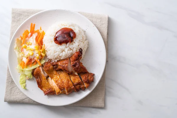 Pollo Parrilla Con Salsa Teriyaki Arroz Ensalada —  Fotos de Stock