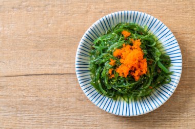 yosun salata karides yumurta - Japon gıda tarzı