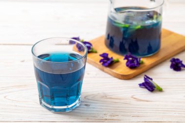 kelebek bezelye suyu - sağlıklı içecek