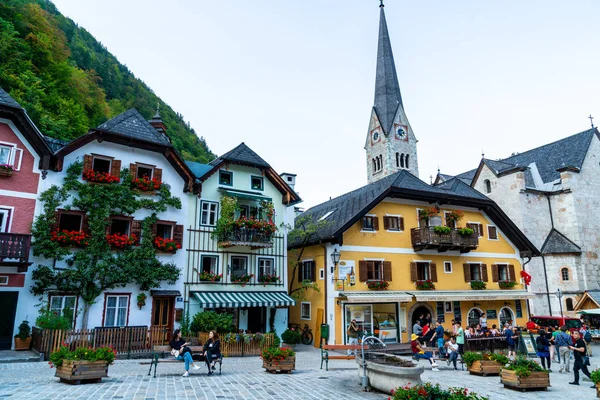 Hallstatt Áustria Agosto 2018 Praça Cidade Hallstatt Áustria Hallstatt Uma — Fotografia de Stock