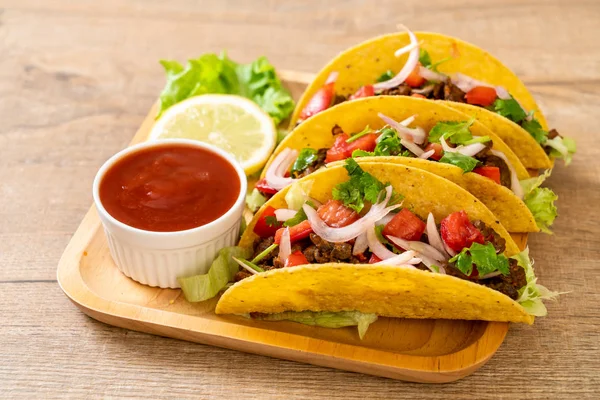 Tacos Con Carne Verduras Estilo Comida Mexicana — Foto de Stock