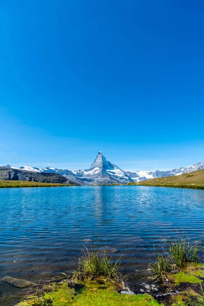 Matterhorn Com Stellisee Lake Zermatt Suíça — Fotografia de Stock