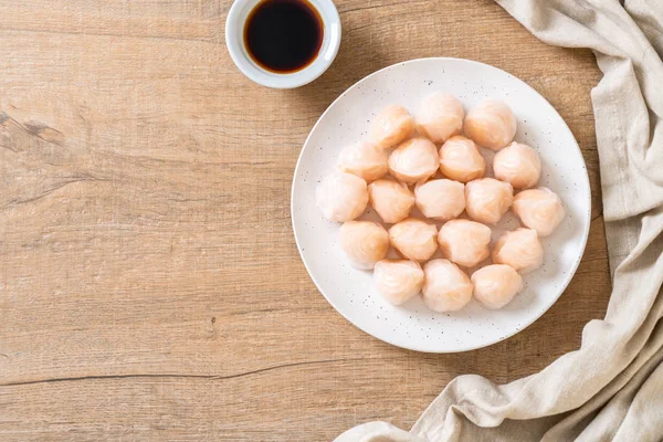 Çin karides pişmiş hamur tatlısı - Asya gıda tarzı