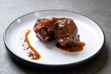 herb - Phuket Tayland geleneksel gıda tarzı ile domuz eti güveç