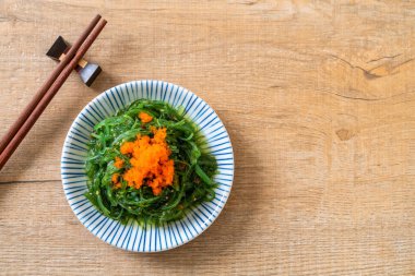 yosun salata karides yumurta - Japon gıda tarzı