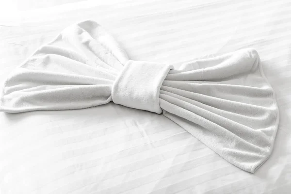 Білий Рушник Ванни Прикрасі Ліжка Інтер Єрі Спальні — стокове фото