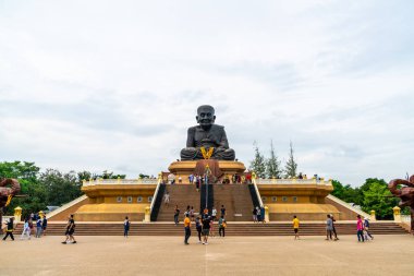 Hua Hin, Tayland - 10 Aralık 2018: Luang Pu kurbağa Buda heykeli Thailland tapınağında Wat Huay Mongkol.