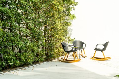 boş veranda güverte ve sandalye