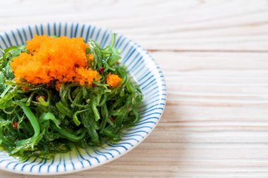 yosun salata karides yumurta - Japon gıda tarzı