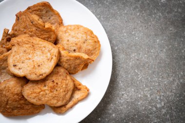 Vietnamca domuz sosisi soslu kızarmış