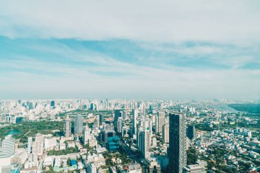 Bangkok Tayland 'da mimarisi ve binası olan güzel bir şehir manzarası
