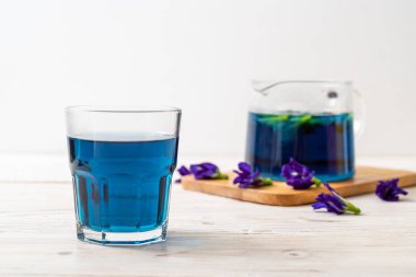 kelebek bezelye suyu - sağlıklı içecek