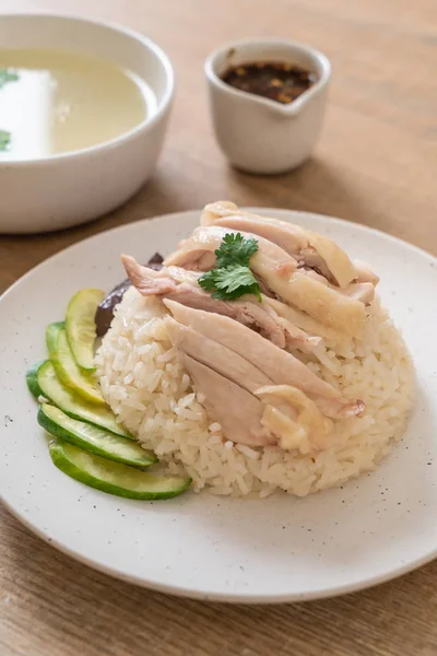 Nasi Ayam Hainan Atau Nasi Ayam Kukus Gaya Makanan Asia — Stok Foto