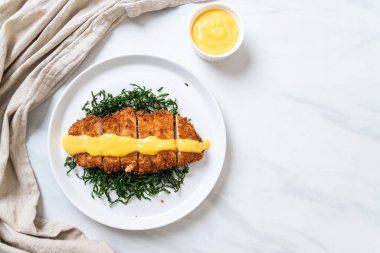 limon limon soslu kızarmış tavuk göğsü