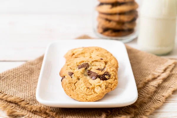 Cookies Med Choklad Chips Trä Bakgrund — Stockfoto