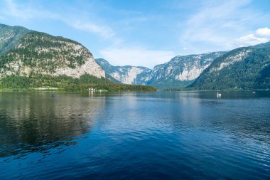 Avusturya Alpleri'nde güzel Hallstatter göl