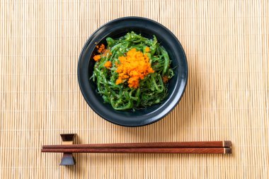 yosun salata karides yumurta - Japon gıda tarzı