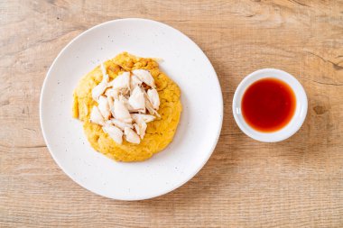 omlet Yengeç eti ve chili sos ile