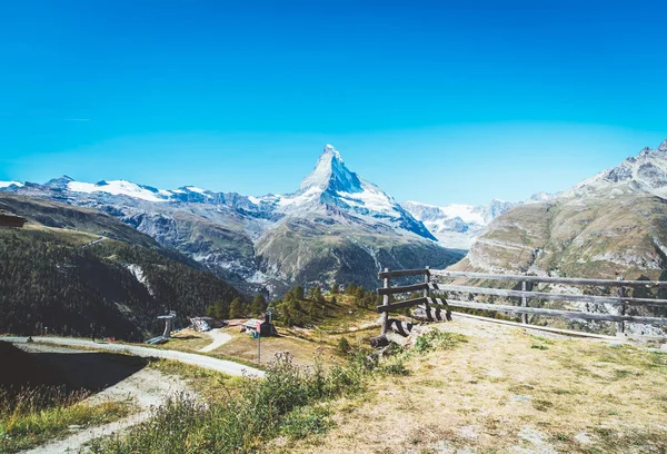 Piękny Krajobraz Górski Widokiem Szczyt Matterhorn Zermatt Szwajcaria — Zdjęcie stockowe