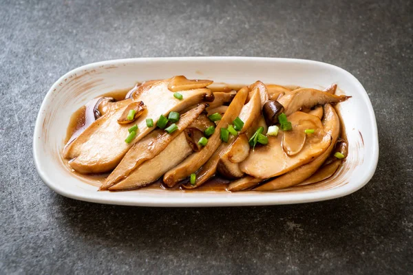 Champignons Huître Grillés Dans Une Sauce Aux Huîtres Style Alimentaire — Photo