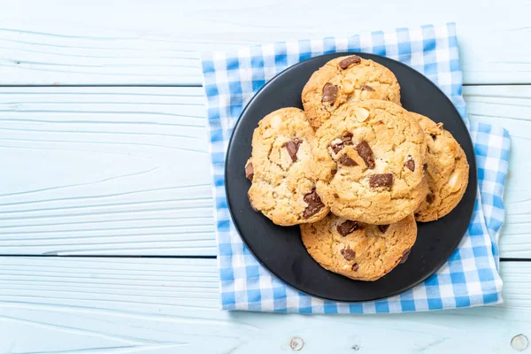 Biscoitos Com Chips Chocolate Prato — Fotografia de Stock