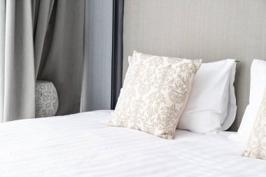 güzel yastık yatak yatak odası iç dekorasyon