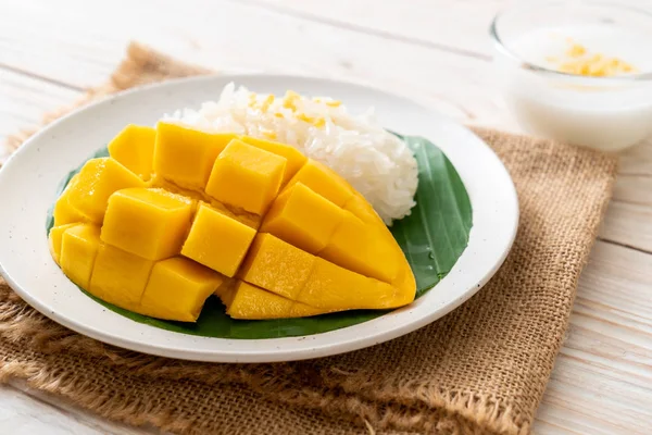 Mango Sticky Rice Popular Traditional Dessert Thailand — Stock Photo, Image