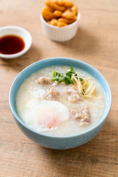 Congee Con Cerdo Picado Tazón Estilo Asiático Desayuno —  Fotos de Stock