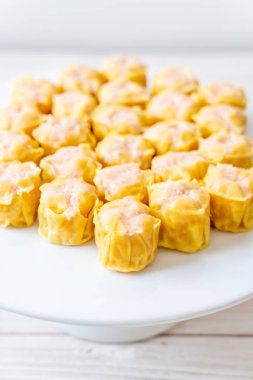 Karides Çince buğulanmış Dumpling sos ile