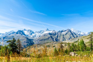Zermatt, İsviçre Alpleri dağların güzel manzara