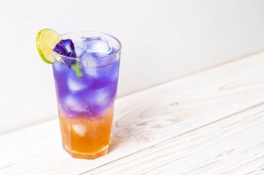 bal ve limon - kelebek bezelye suyuyla sağlıklı içecek