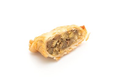 tavuk köri puf böreği beyaz arka plan üzerinde izole