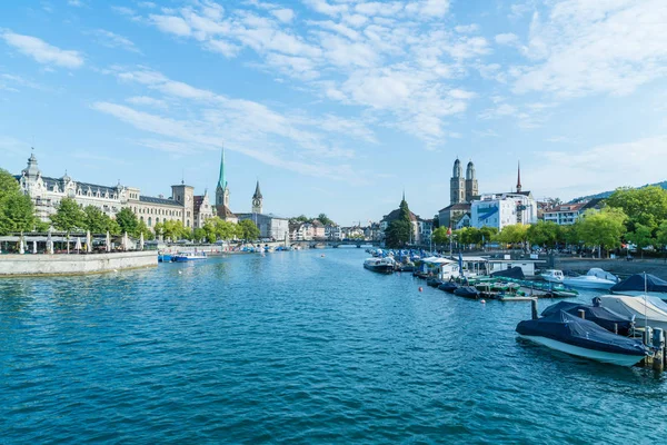 Curych Centrum Města Slavným Fraumunster Grossmunster Kostely Řeka Limmat Curychu — Stock fotografie