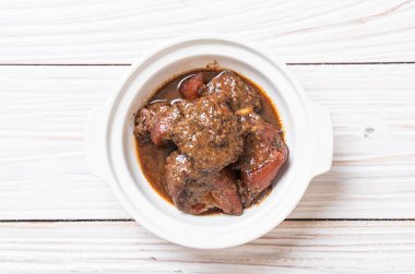 herb - Phuket Tayland geleneksel gıda tarzı ile domuz eti güveç